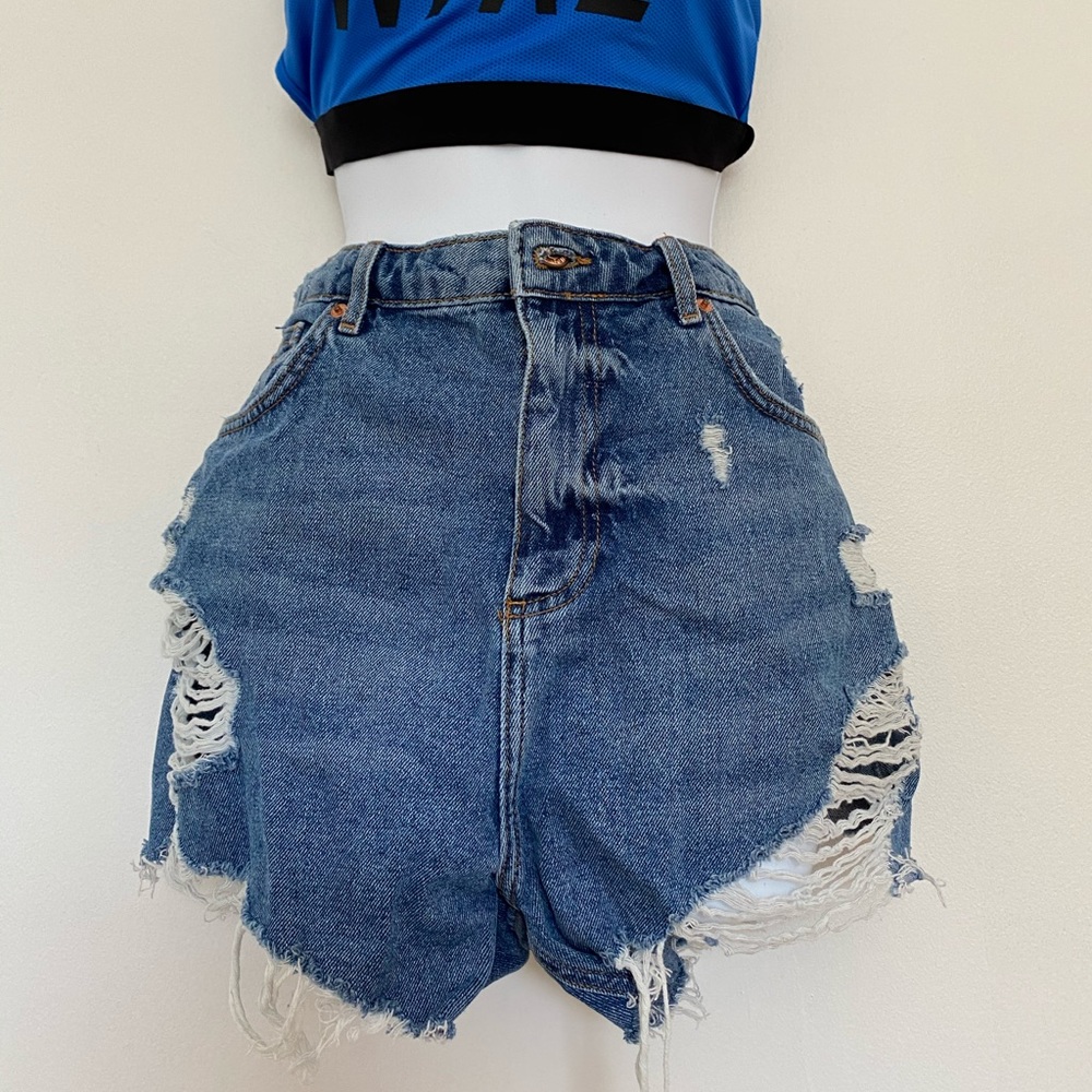 Ripped denim jean shorts - Forever 21